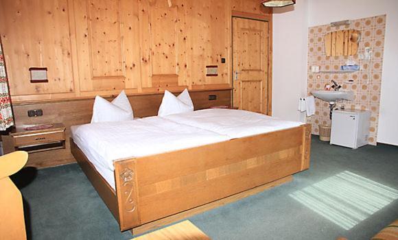Berghaus Maria Bed & Breakfast Pettneu am Arlberg Bilik gambar
